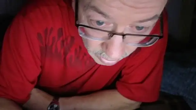 Snapshot of loverboyxxx69 chatting on 09-30-25, 01:54 loverboyxxx69 online show from 09-30-25, 01:54