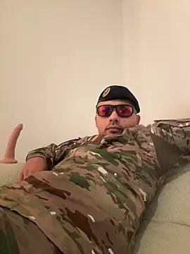 Napoleon1er  online show from 11-12-25, 08:30