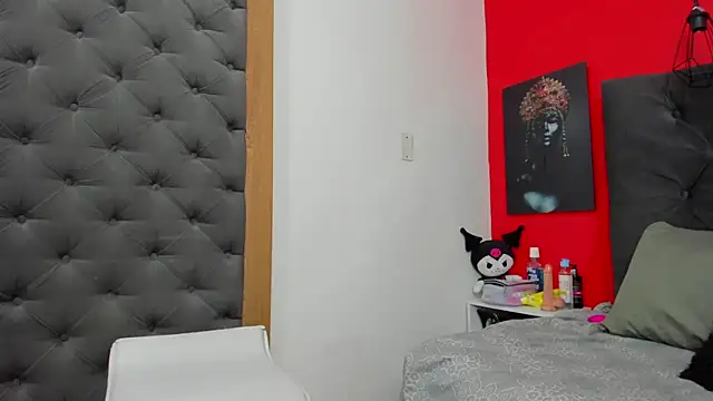 YayaHilton online show from 02-01-25, 04:14