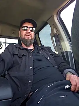 Beardedtattood online show from 03-14-25, 01:46