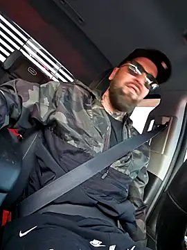 Beardedtattood online show from 09-19-25, 11:22