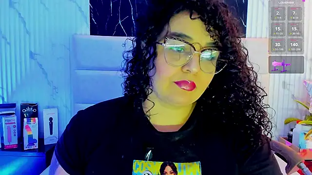 Reginavegaa online show from 10-15-25, 12:16