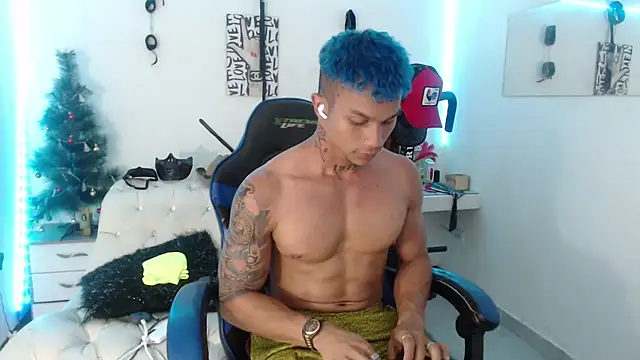 Snapshot of Leonard_Price chatting on 02-06-25, 09:53 Leonard Price online show from 02-06-25, 09:53