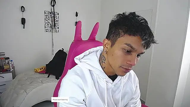 Leonard Price online show from 03-27-26, 01:11