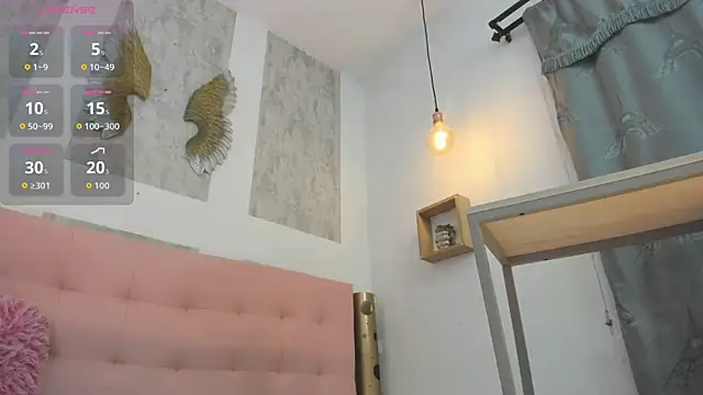 Snapshot of zhamira_21 chatting on 10-10-25, 09:25 zhamira 21 online show from 10-10-25, 09:25