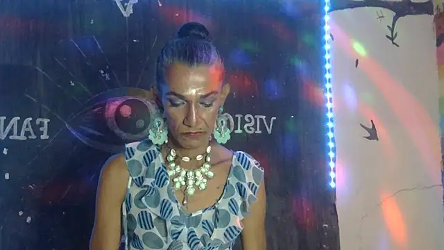 Snapshot of Lobaveterana_sex chatting on 02-09-25, 04:46 Lobaveterana sex online show from 02-09-25, 04:46