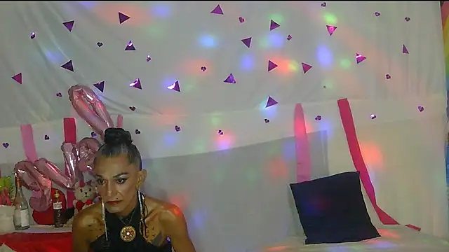 Snapshot of Lobaveterana_sex chatting on 02-19-25, 04:55 Lobaveterana sex online show from 02-19-25, 04:55