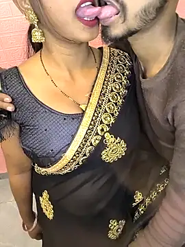 Snapshot of Indian_Lust_Couple chatting on 11-13-25, 05:01 Indian Lust Couple online show from 11-13-25, 05:01