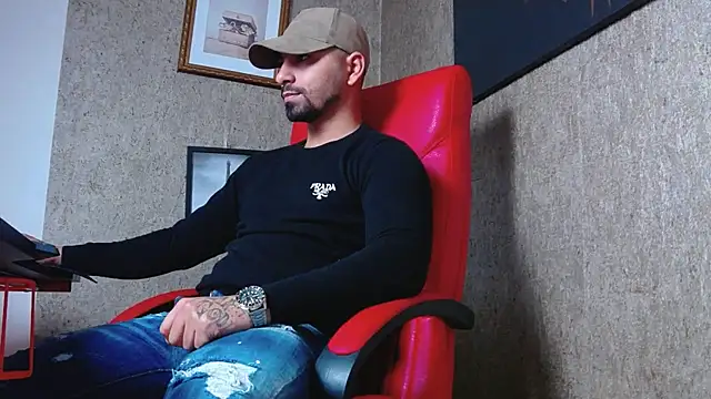 NigelBoydXXX online show from 12-28-24, 05:44