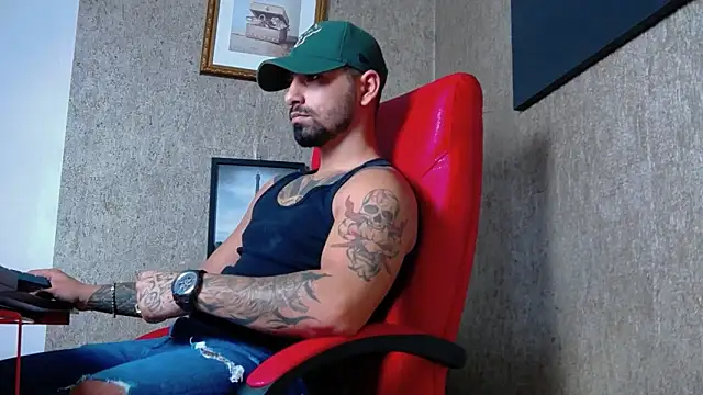 NigelBoydXXX online show from 01-16-25, 06:48