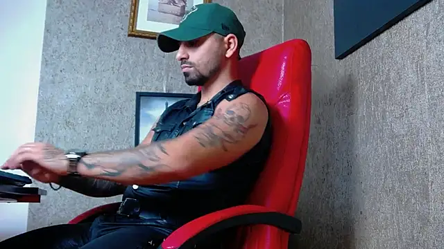 NigelBoydXXX online show from 01-25-25, 06:57