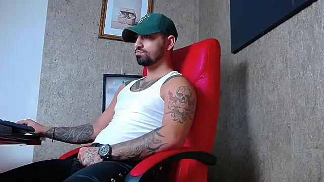 NigelBoydXXX online show from 02-03-25, 07:29