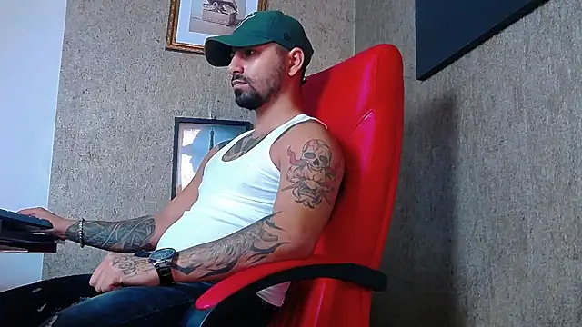 NigelBoydXXX online show from 02-07-25, 10:50