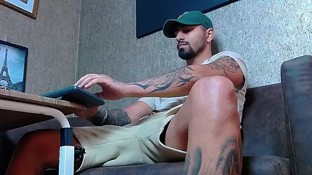 NigelBoydXXX online show from 03-19-25, 08:34