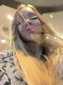 mur girl online show from 12-10-24, 09:55