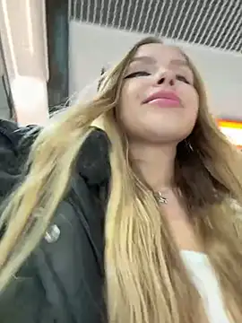 mur girl online show from 01-12-25, 02:52