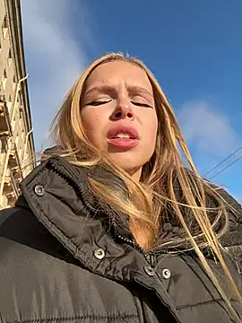 mur girl online show from 01-26-25, 08:46