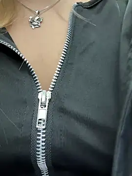 mur girl online show from 03-01-25, 03:38