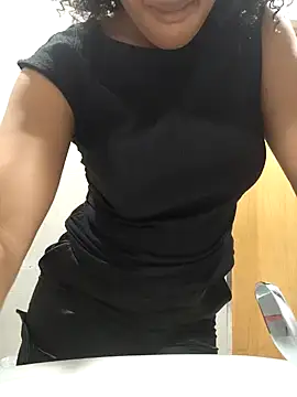 Snapshot of SEXIEST-BADDIE chatting on 01-09-25, 03:01 SEXIEST-BADDIE online show from 01-09-25, 03:01