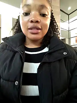 Snapshot of SEXIEST-BADDIE chatting on 01-16-25, 06:35 SEXIEST-BADDIE online show from 01-16-25, 06:35