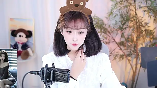 Arwyn-rr online show from 12-09-24, 12:19