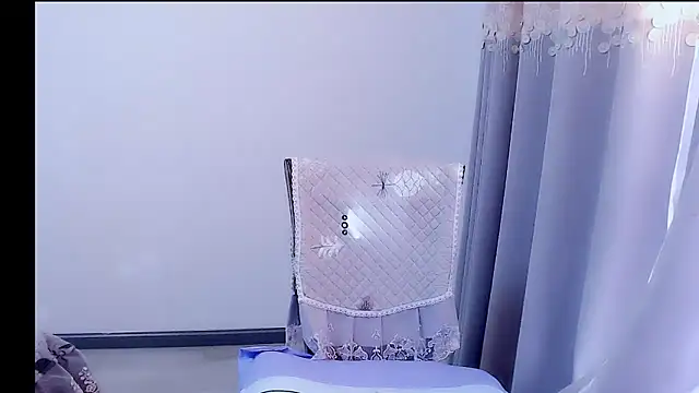 Little-sweet online show from 11-11-25, 01:27