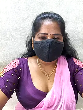 Snapshot of MaaliiiPonuTamil chatting on 07-23-26, 01:58 MaaliiiPonuTamil online show from 07-23-26, 01:58