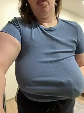 Your Hot Sister01 online show from 12-21-24, 02:47