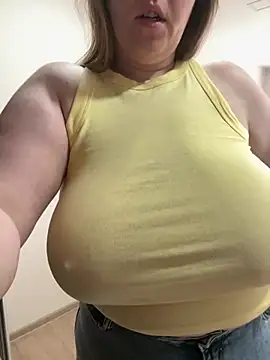 Your Hot Sister01 online show from 03-23-25, 06:47