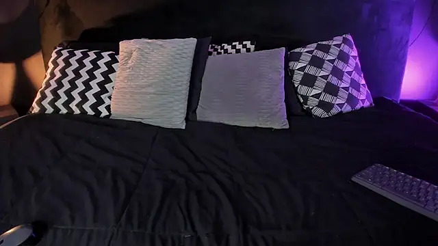 Aylen darkmoor online show from 01-24-25, 07:39