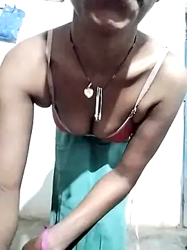 MAAYRA0809 online show from 02-03-25, 02:14