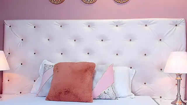 Violet Grace online show from 02-26-25, 01:41