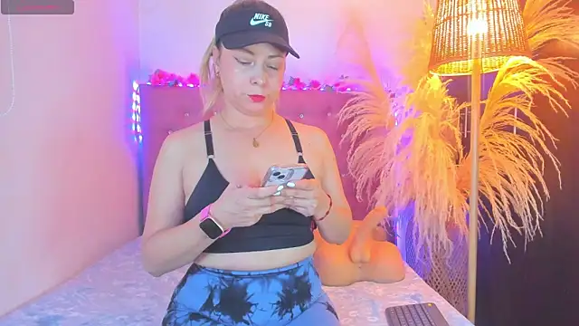  sexybunny  online show from 04-22-26, 05:10