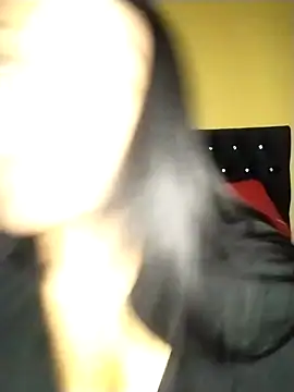 Snapshot of ArianaMist chatting on 01-06-25, 01:42 ArianaMist online show from 01-06-25, 01:42