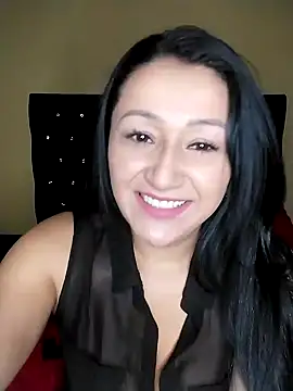 Snapshot of ArianaMist chatting on 01-09-25, 01:18 ArianaMist online show from 01-09-25, 01:18