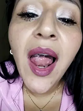 Snapshot of ArianaMist chatting on 02-07-25, 12:42 ArianaMist online show from 02-07-25, 12:42