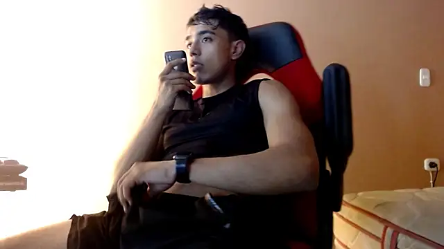 Snapshot of karlgiles_ chatting on 01-05-25, 06:56 karlgiles online show from 01-05-25, 06:56