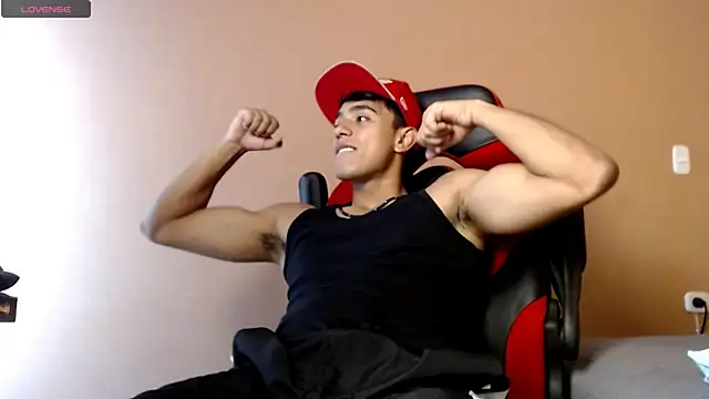 Snapshot of karlgiles_ chatting on 01-24-25, 06:14 karlgiles online show from 01-24-25, 06:14