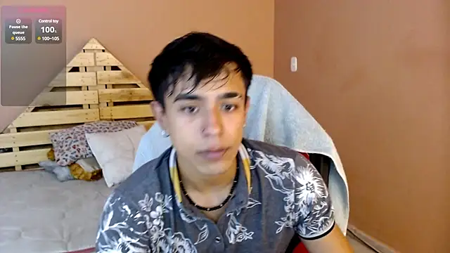 Snapshot of karlgiles_ chatting on 03-13-25, 05:50 karlgiles online show from 03-13-25, 05:50