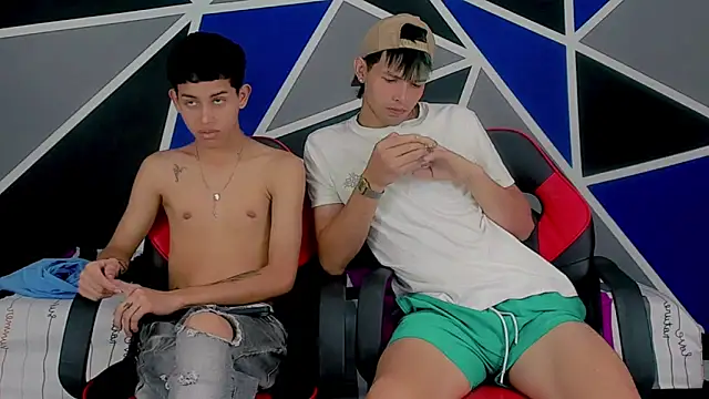 migueyalejo teens online show from 01-29-25, 02:30