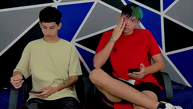 migueyalejo teens online show from 02-01-25, 12:07