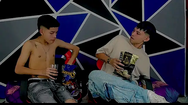 migueyalejo teens online show from 02-25-25, 02:25