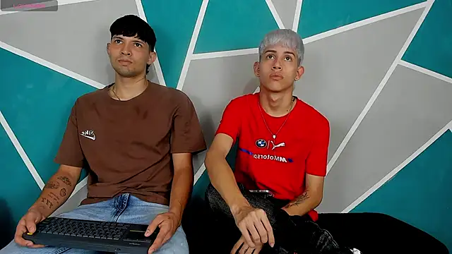 migueyalejo teens online show from 10-16-25, 02:56