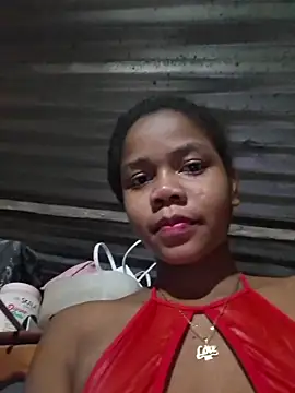 Snapshot of Luciia_cute chatting on 05-13-26, 01:03 Luciia cute online show from 05-13-26, 01:03