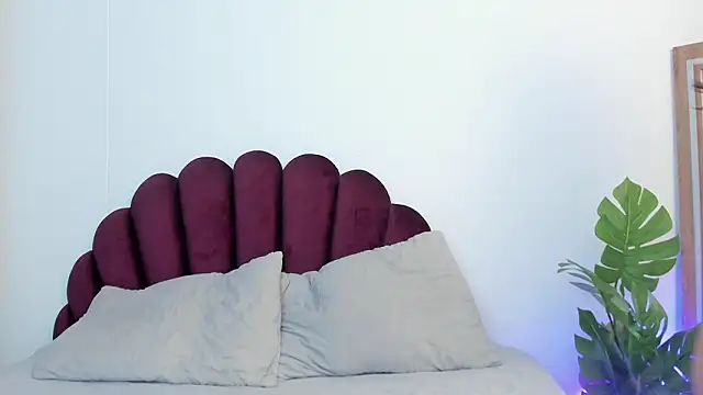 SweetGirl       online show from 03-18-26, 10:29