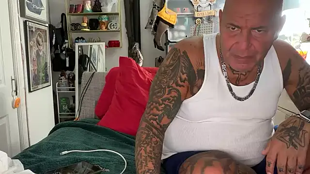 joeytatts66 online show from 11-15-25, 04:54