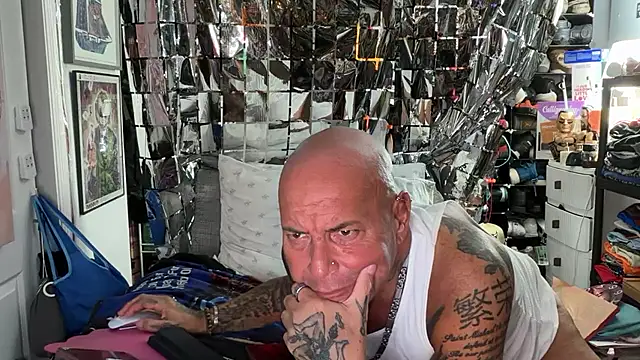 joeytatts66 online show from 04-28-26, 02:27