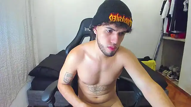 daddy jhons online show from 12-27-24, 04:15