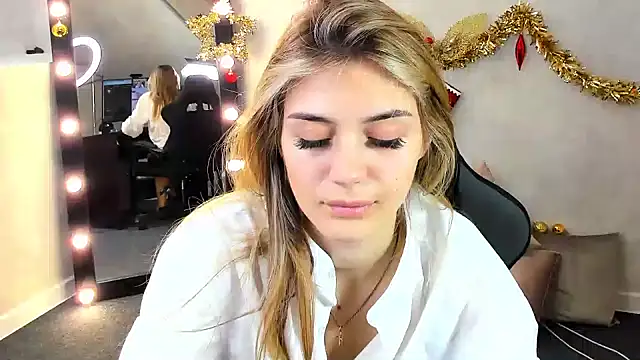 Cherry Price online show from 01-08-25, 03:40