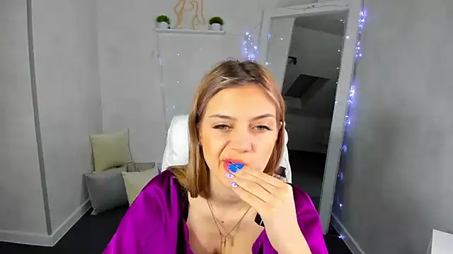 Cherry Price online show from 02-12-25, 12:16